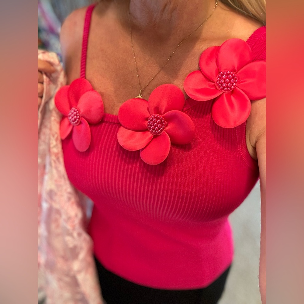 Beaded 3D Flower Stretch Knit Tank Top In Pink